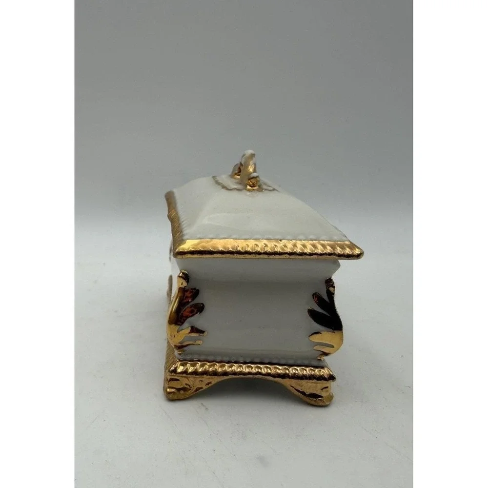 Vintage Miniature Porcelain Trinket Box White Gold Gilt Footed Casket 2.25